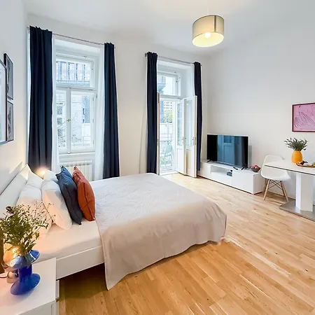 Апартаменты Turnkey I Wenceslas Square Прага